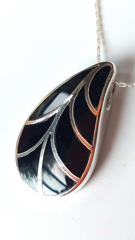 Silver Handmade Inlay Pendant/Earring Set Semi Precious Black Onyx- Black Leaf