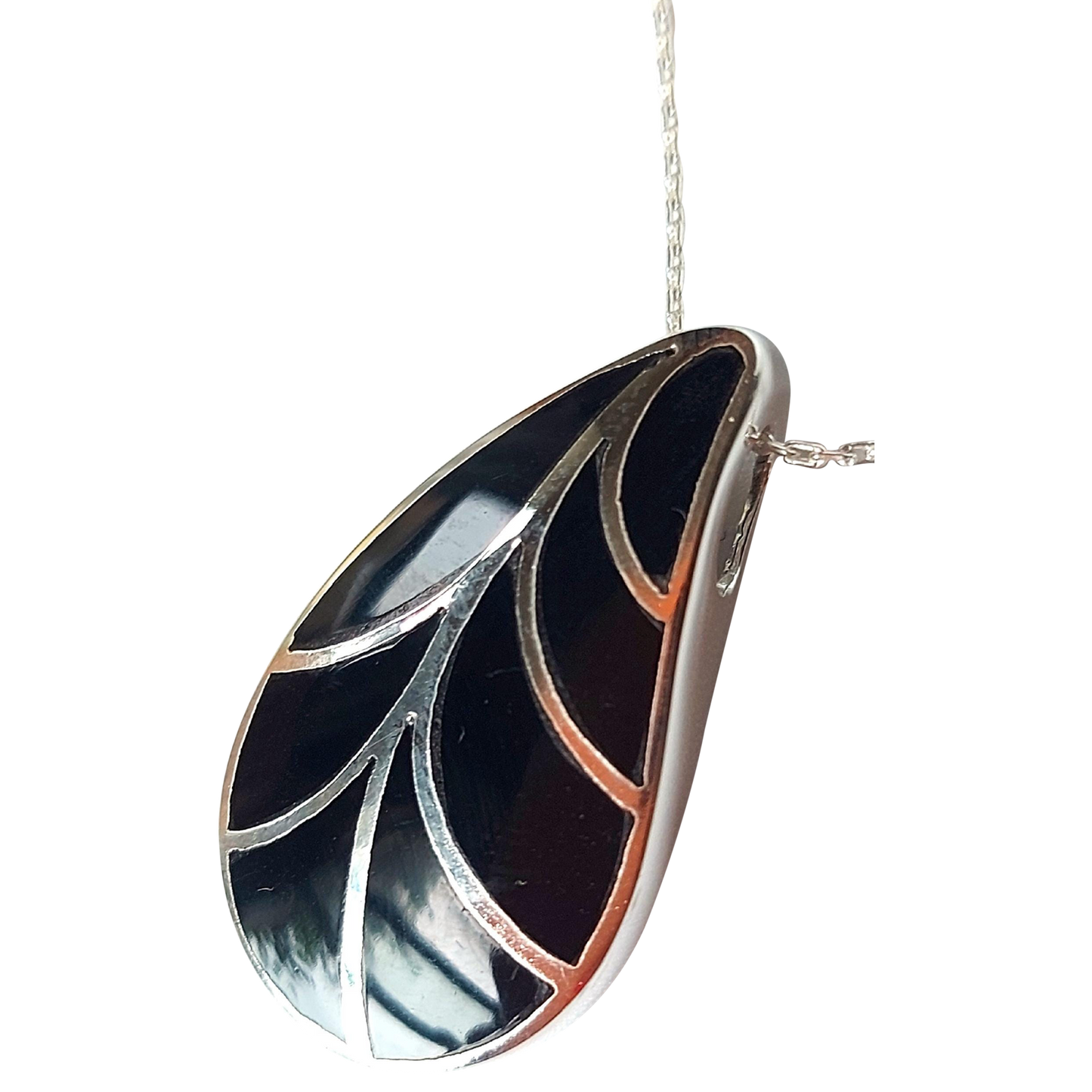 Silver Handmade Inlay Pendant Semi Precious Black Onyx- Black Leaf