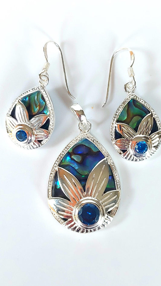 Silver Handmade Inlay Pendant/Earring Set Semi Precious Abalone Shell- Flower