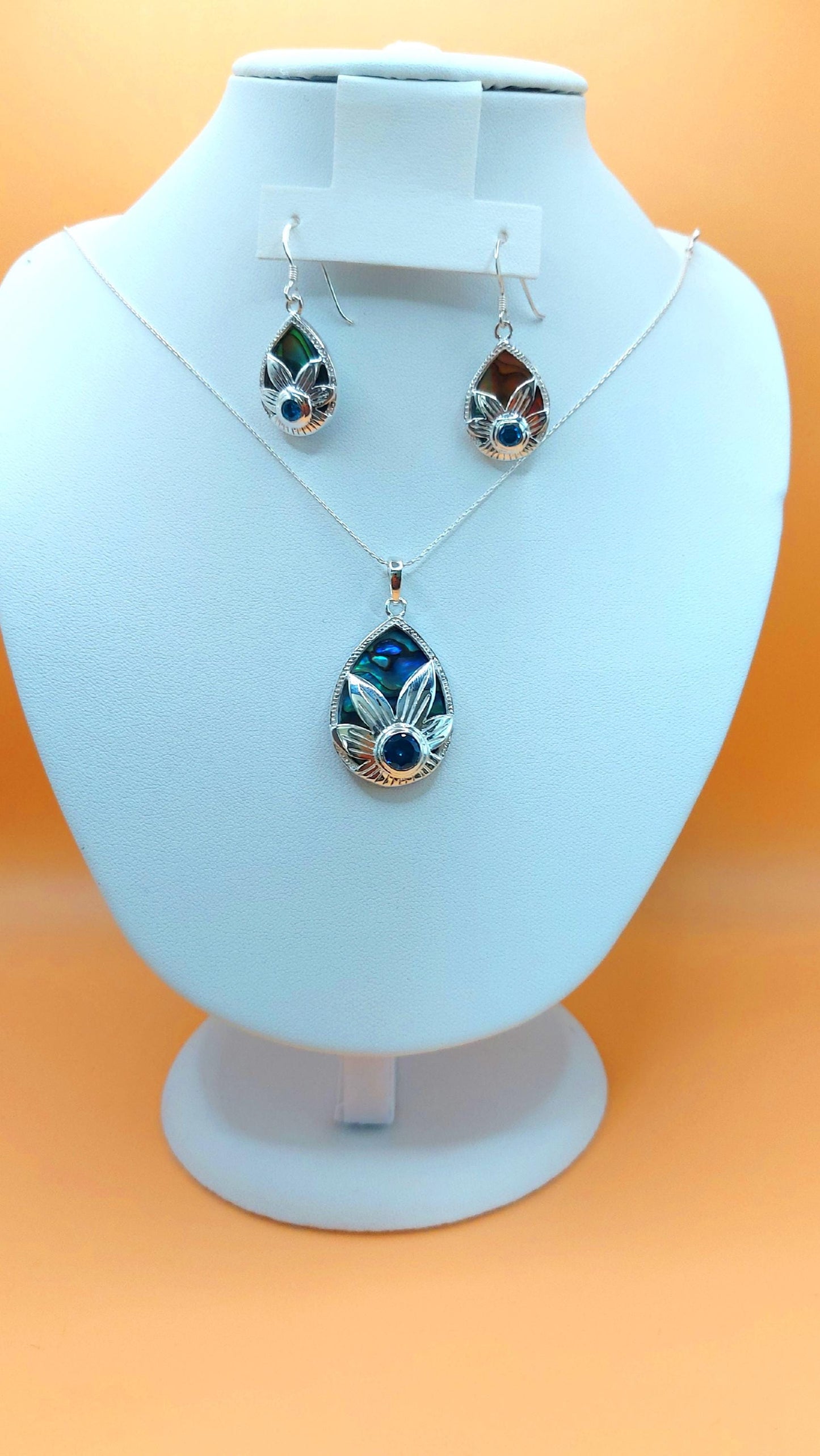Silver Handmade Inlay Pendant/Earring Set Semi Precious Abalone Shell- Flower