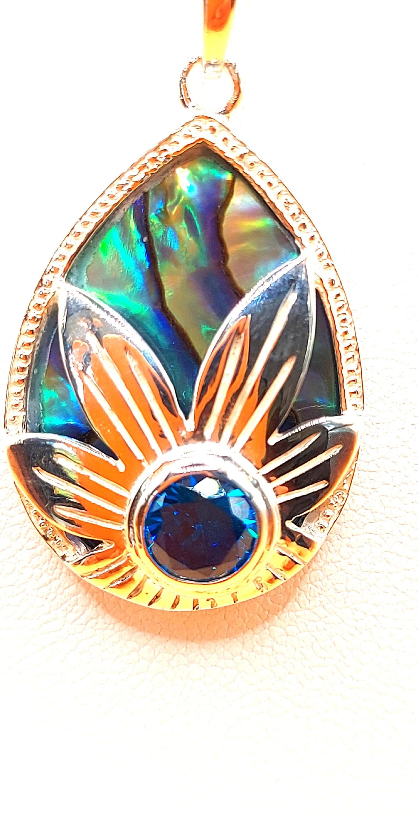 Silver Handmade Inlay Pendant Semi Precious Abalone Shell- Flower