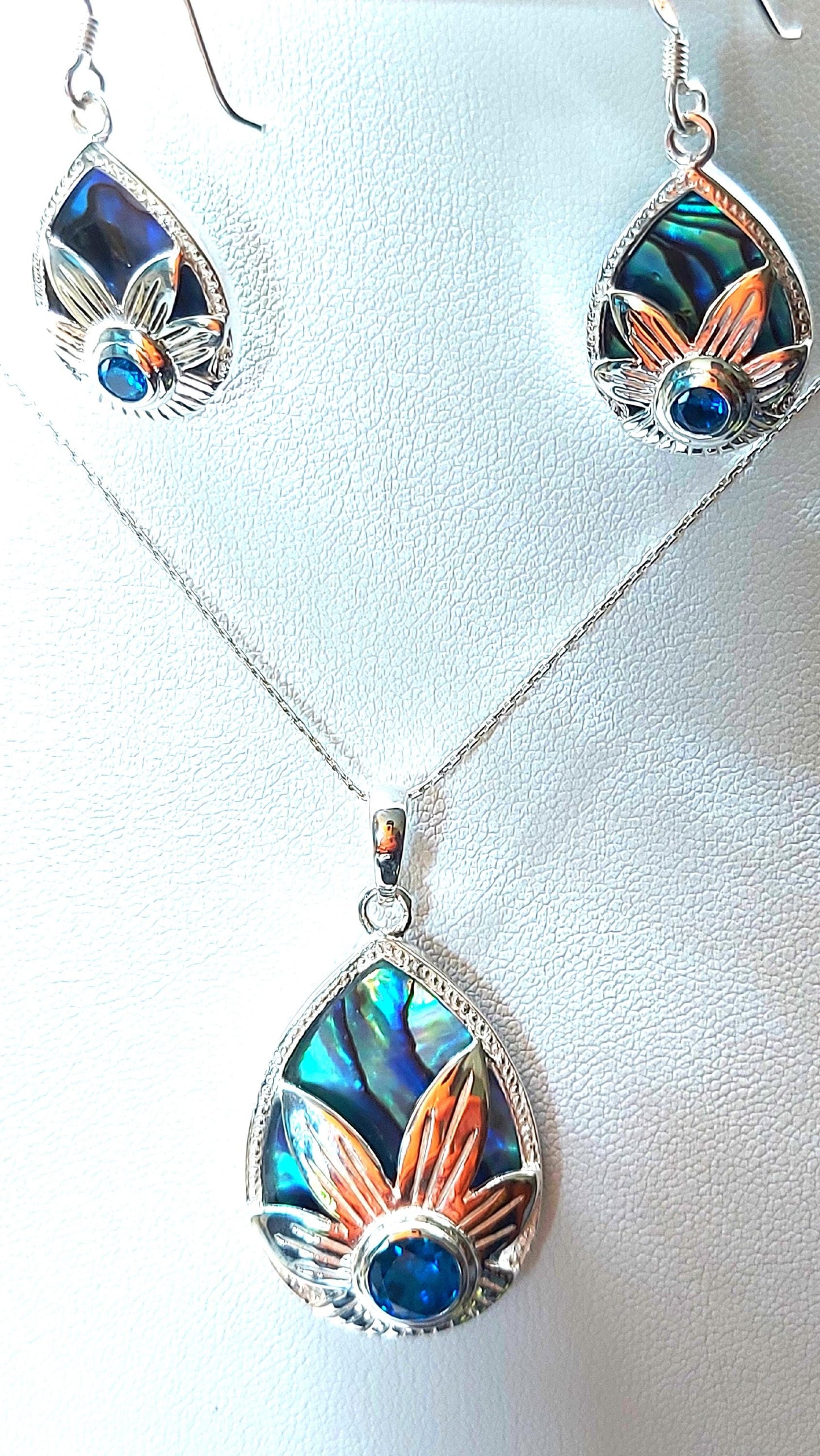 Silver Handmade Inlay Pendant/Earring Set Semi Precious Abalone Shell- Flower