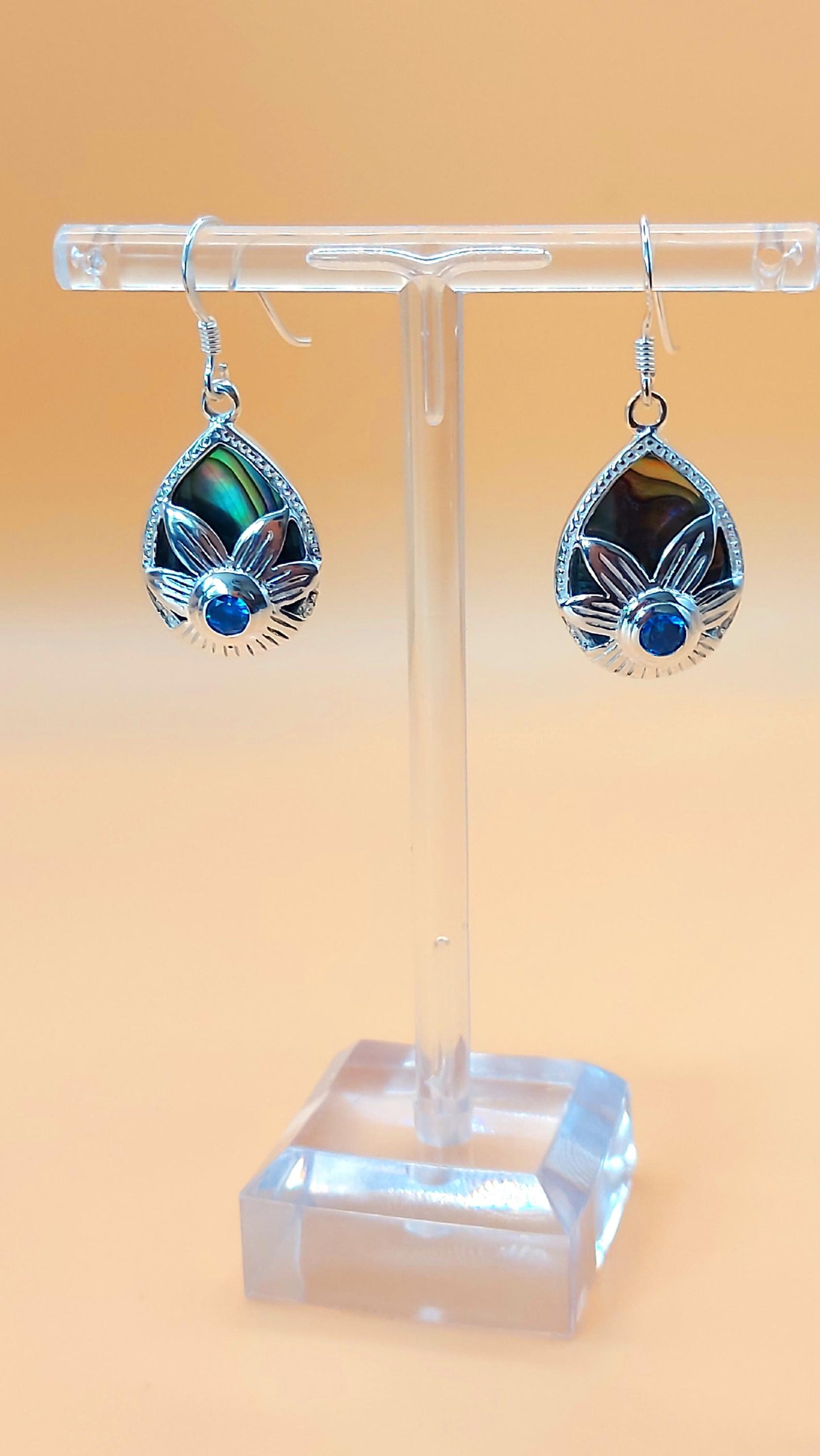 Silver Handmade Inlay Pendant/Earring Set Semi Precious Abalone Shell- Flower